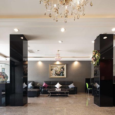 โอ เฮาส์ โฮเต็ล Hotel เกาสง ภายนอก รูปภาพ