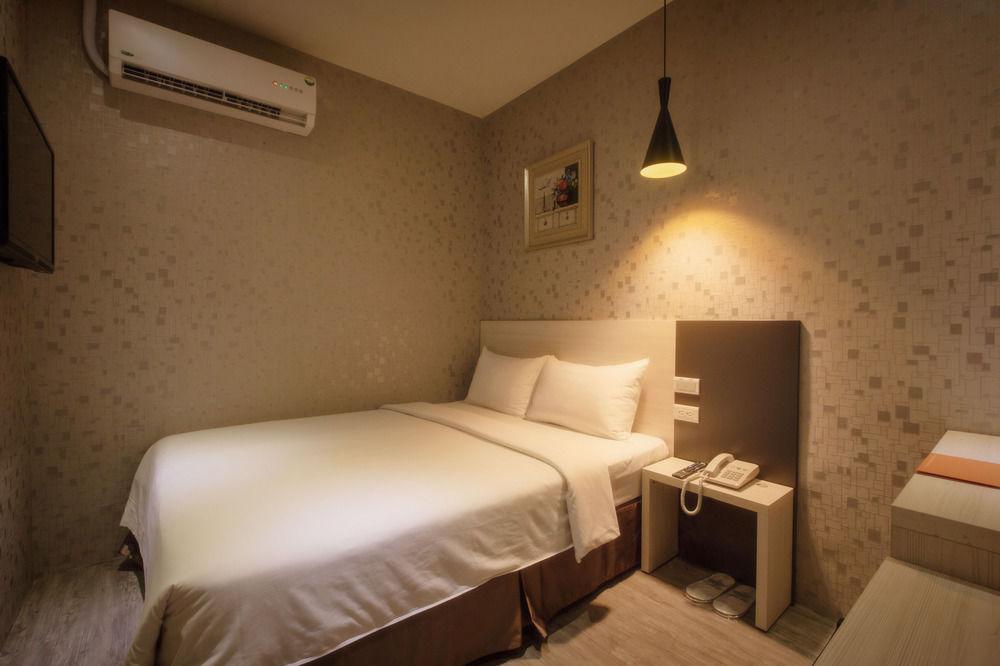 โอ เฮาส์ โฮเต็ล Hotel เกาสง ภายนอก รูปภาพ