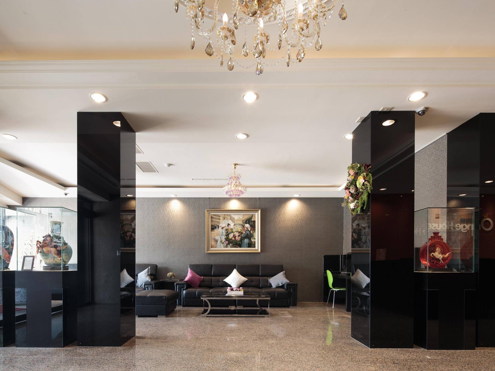 โอ เฮาส์ โฮเต็ล Hotel เกาสง ภายนอก รูปภาพ